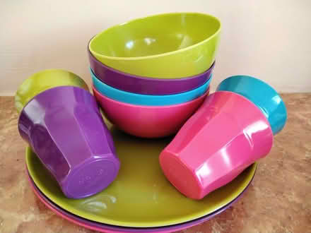 Photo of free Plastic dinnerware (Gyle EH12) #1