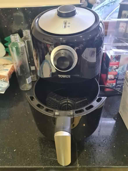Photo of free Tower Air fryer (Sawbridgeworth CM21) #1