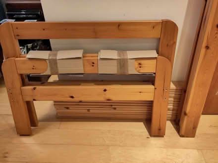 Photo of free Pine single bed frame (Berkhamsted HP4) #1