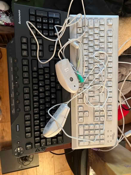 Photo of free Pc keyboard x 2 and 2 mice box (L26) #1