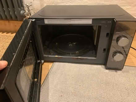 Photo of free Microwave Russell Hobbs (Stockwood BS14) #2