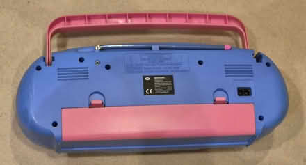 Photo of free Pretty Cassette tape player and radio - needs service/repair (Reading West RG1) #2