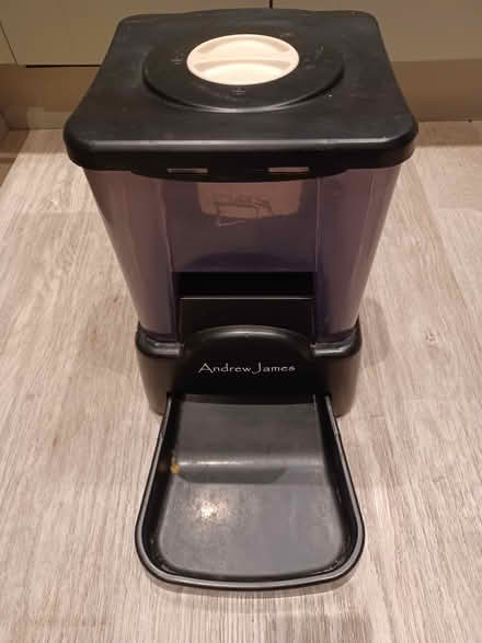 Photo of free Catfeeder AndrewJames(or small dog) (Eltham SE9) #1