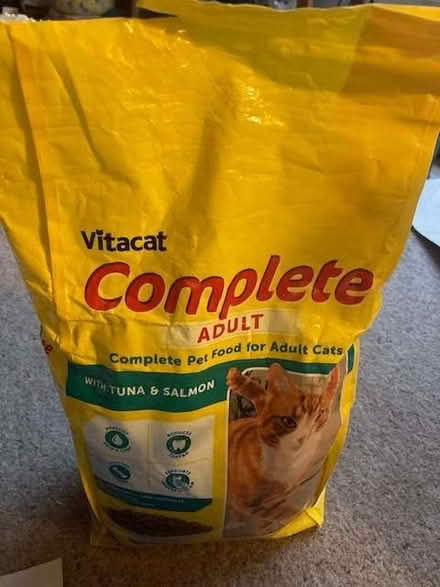 Photo of free Complete cat food (Tuna and Salmon flavour) (Weston) #1