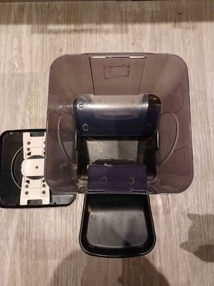 Photo of free Catfeeder AndrewJames(or small dog) (Eltham SE9) #2
