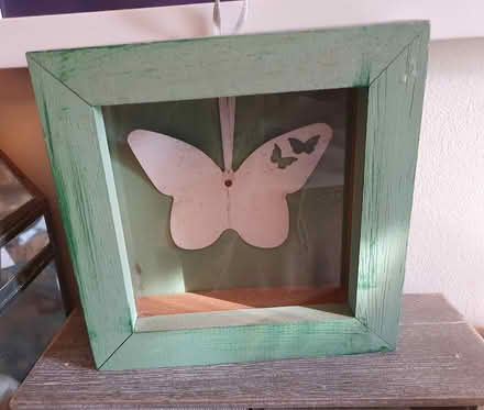 Photo of free Small green box frame (RG23 Winklebury) #1