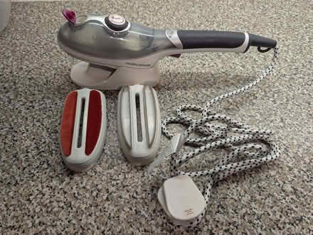 Photo of free Travel iron / steamer (Amersham HP7) #1