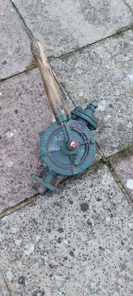 Photo of free water pump (East Grinstead RH19) #1