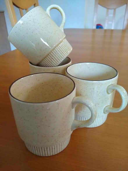 Photo of free Poole Pottery "Broadstone" tableware (Hala LA1) #2