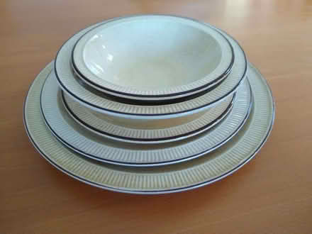 Photo of free Poole Pottery "Broadstone" tableware (Hala LA1) #4