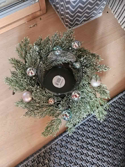 Photo of free Christmas decorative table piece (Teddington) #3