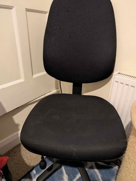 Photo of free Office chair (Tottenham, N17) #1