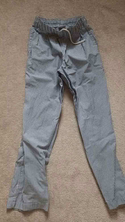 Photo of free Chef's uniform like new (Maybury Hill GU22) #2