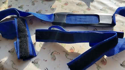 Photo of free strap thing for carrying your skis... (Wanstead E11) #1