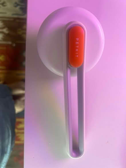 Photo of free Petkit cat brush - damaged pins (Marks Gate IG7) #1