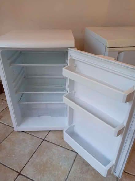 Photo of free Fridge - BEKO - Under Counter (Winster DE4) #2