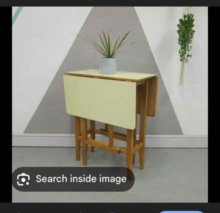 Photo of Small Table which can be extended (Addiscombe CR0) #1