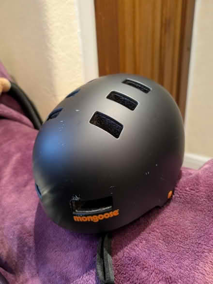 Photo of free Bike helmet (Tottenham, N17) #1