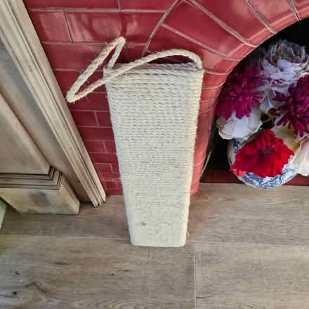 Photo of free Cat scratcher (Raynes Park SW20) #1