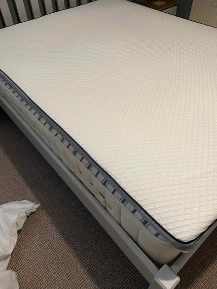 Photo of free King Size mattress topper (Cricklewood NW2) #2