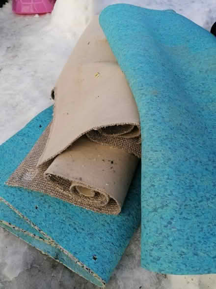 Photo of free Used carpets and underlay (S10) #1