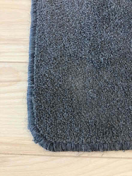 Photo of free Dark grey rug (Cambridge CB5) #2