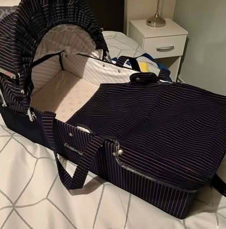 Photo of free carry cot (Hextable BR8) #1