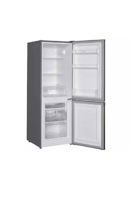 Photo of Fridge Freezer (Rugby CV21) #1