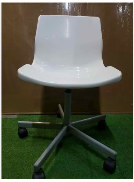 Photo of Stool/chair with swivel wheels for kitchen (Dorket Head NG5) #2