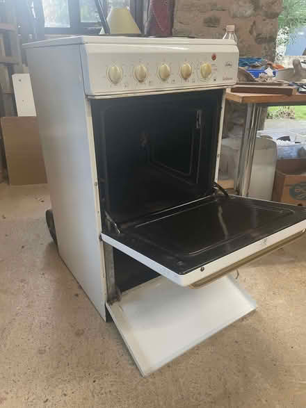 Photo of free 50 cm electric oven (Sandford-on-Thames OX4) #2