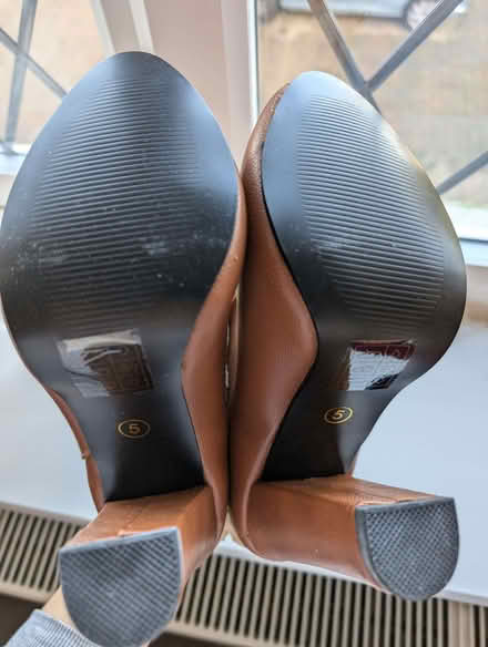 Photo of free Lady shoes (Laindon SS15) #3