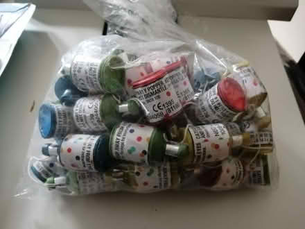 Photo of free Party Poppers (Central Oxford - near station) #1