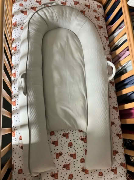 Photo of free Kally Baby Sleepyhead (London NW5) #1