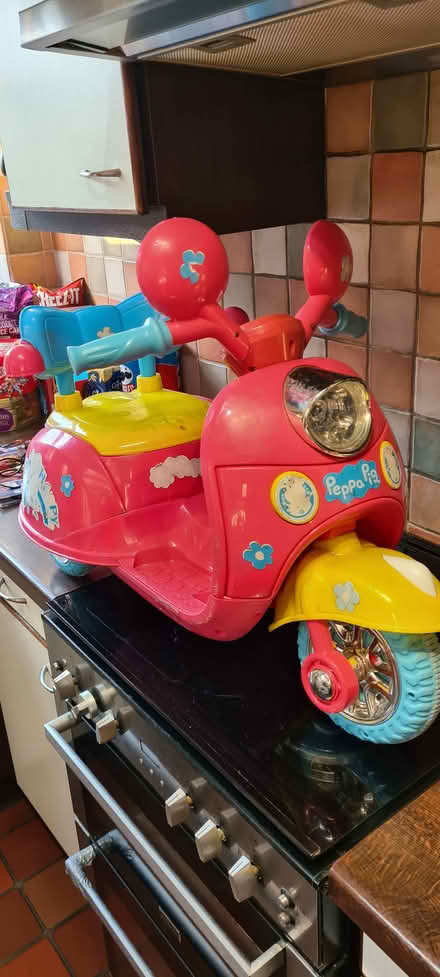 Photo of free Peppa pig battery bike (Sherwood, Nottingham) #1