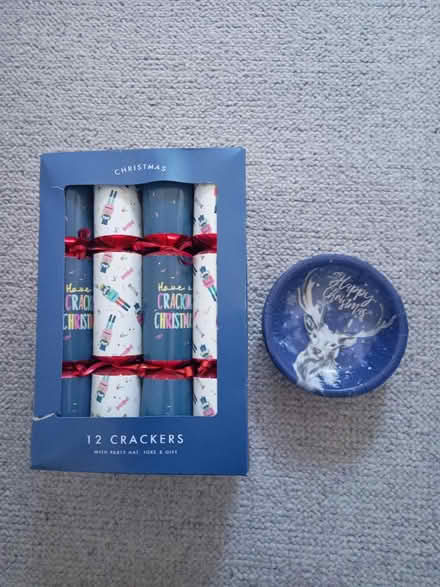 Photo of free Christmas crackers and bowls (Letchworth) #1