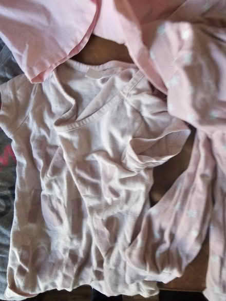 Photo of free Assorted girl's clothes • age 2-8 (Clapham Common) #4