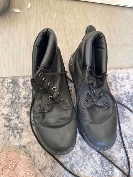 Photo of free UK size 7 (HA0) #1
