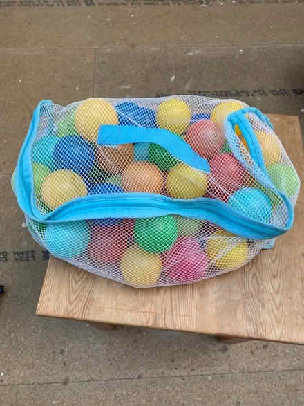 Photo of free Plastic balls in a handy net bag (GL53) #1