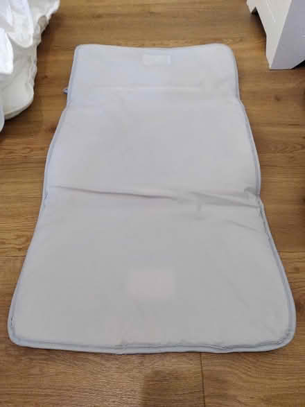 Photo of free Changing bag - black - Avent brand (Byfleet KT14) #2