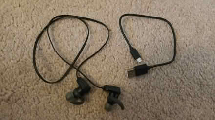 Photo of free Anker Bluetooth connected earbuds (Beeston NG9) #1