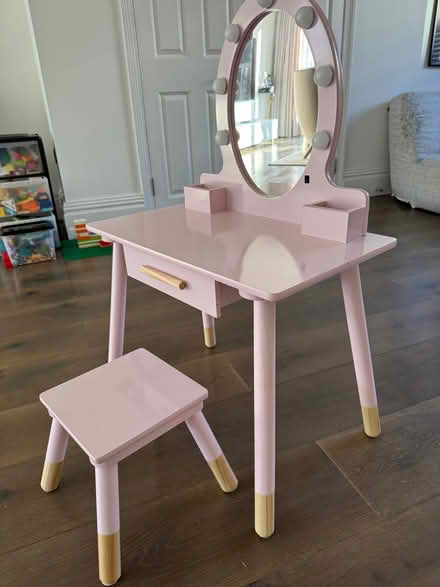 Photo of free kids vanity table & chair (Walham Green SW6) #1