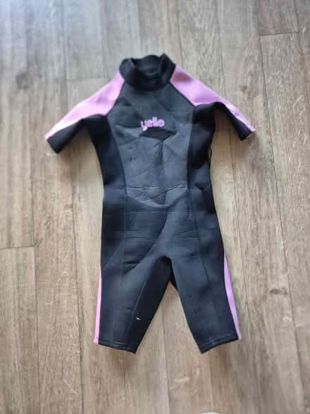 Photo of free Kids wetsuit (BR8) #1
