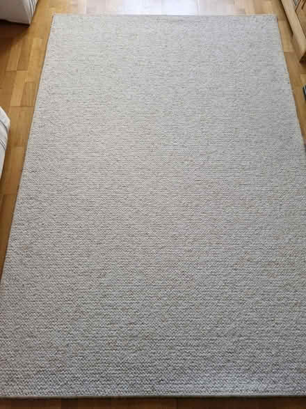 Photo of free Large rug (Knaphill) #1