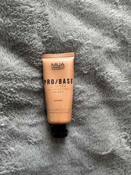 Photo of free Mixture of Makeup & Accessories (TN39) #3