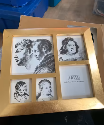 Photo of free Good Umbra picture frame (Streetsville) #1