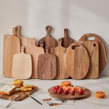 Photo of old wooden chopping boards (BN41) #2