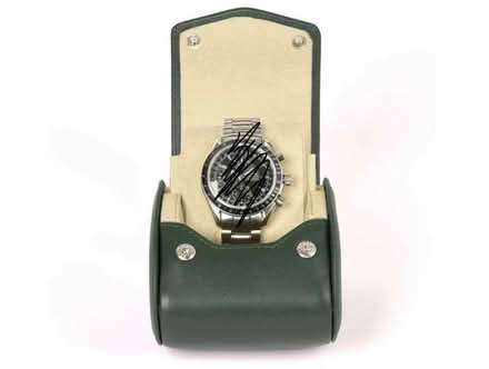 Photo of Borrow watch case for one week (N1) #1