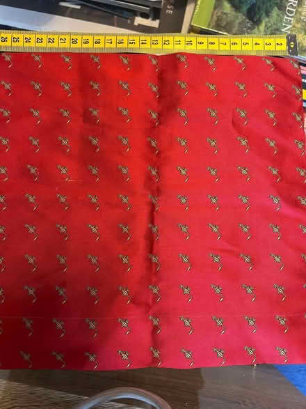 Photo of free 26 cm x 26 cm silk pocket square (Jericho OX1) #2