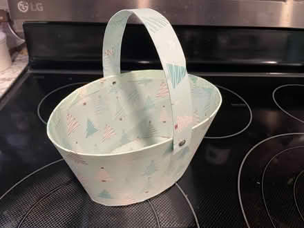 Photo of free (4) different sized baskets (Broomfield) #3