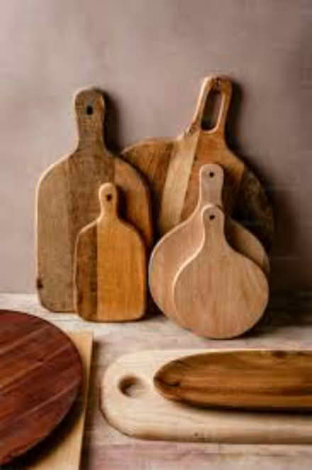 Photo of old wooden chopping boards (BN41) #1